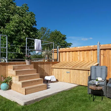 Holiday home Longlands Farm *