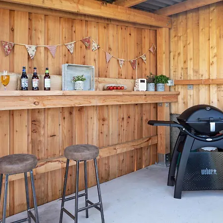Holiday home Longlands Farm *