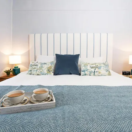 Holiday home Longlands Farm