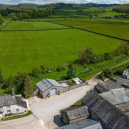 Longlands Farm * Grange-over-Sands