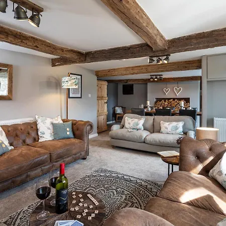 Longlands Farm * Грейндж-овер-Сандс