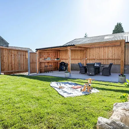 Longlands Farm Грейндж-овер-Сандс