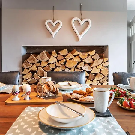 Longlands Farm Грейндж-овер-Сандс